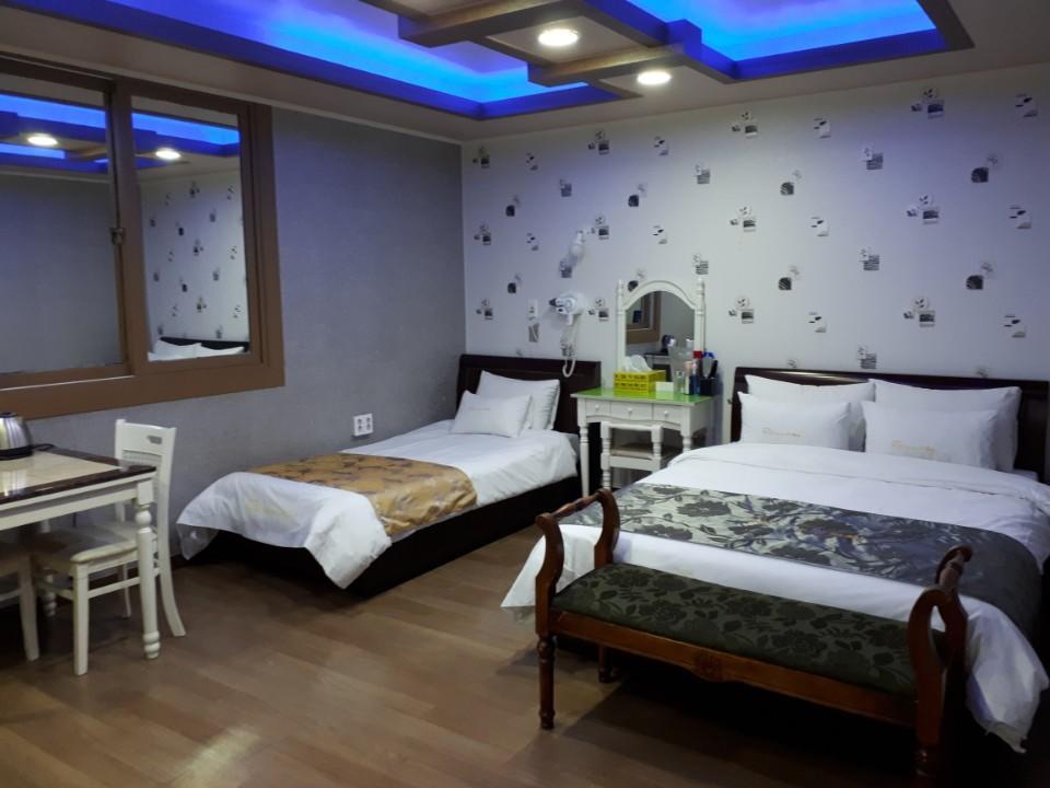Tiffany Motel Mokpo Zewnętrze zdjęcie